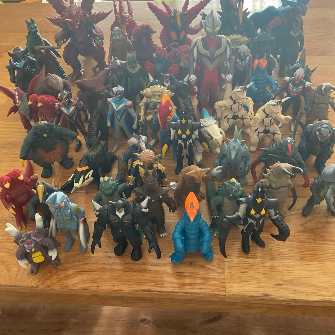 ウルトラマン　怪獣　ソフビ　まとめ売り59体