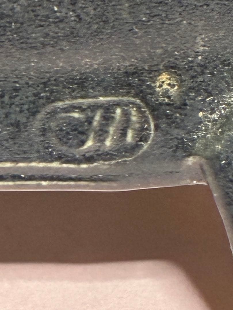 陶芸品　蓋付き　釉薬　脚付き