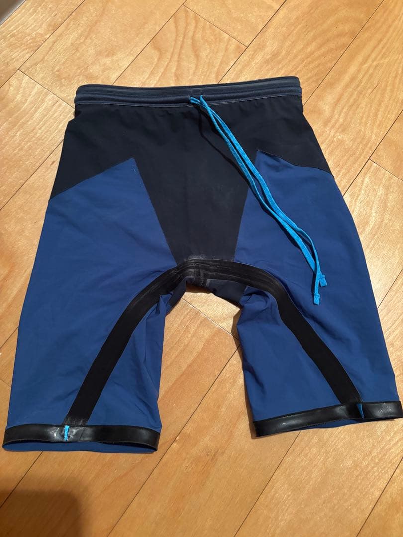 Kartoon アリーナアクアフォースストームMF XS