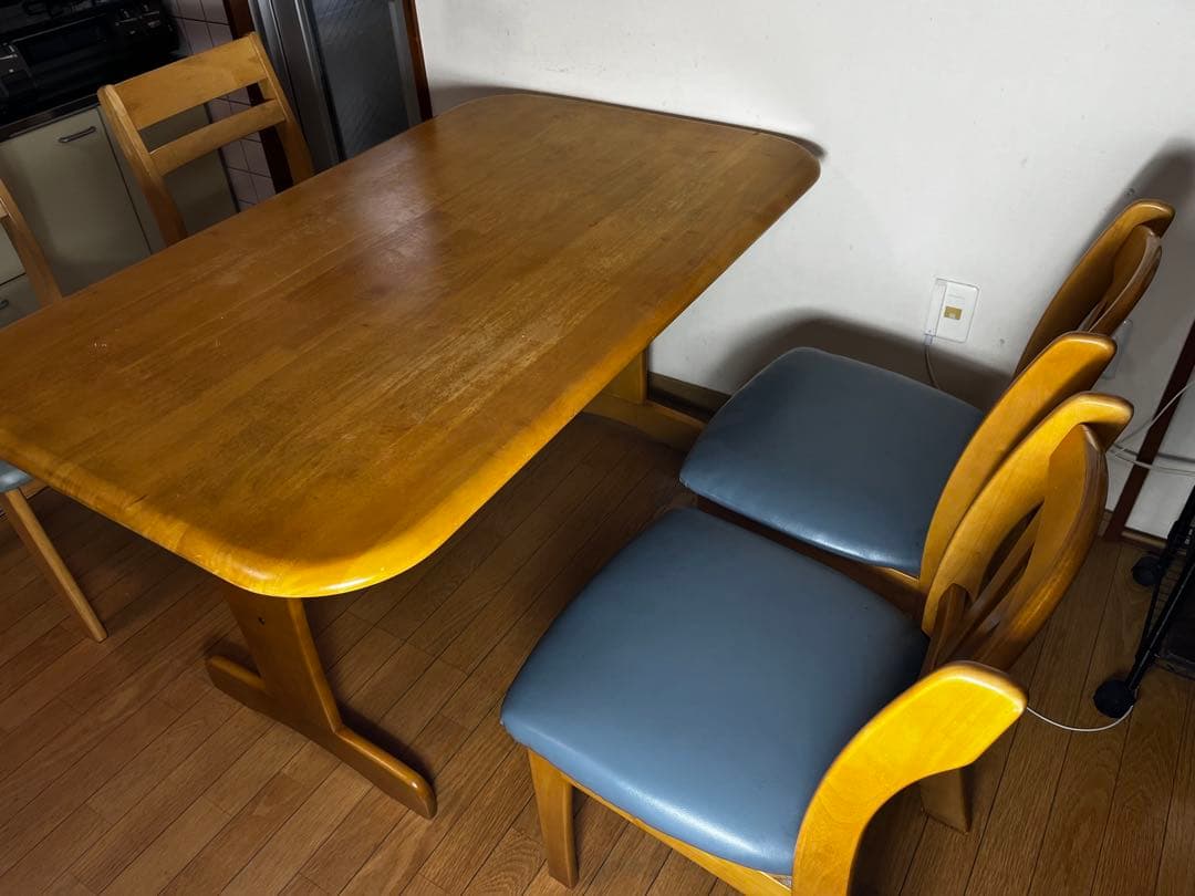 引き取り限定★ダイニングテーブル✖️椅子4脚セット