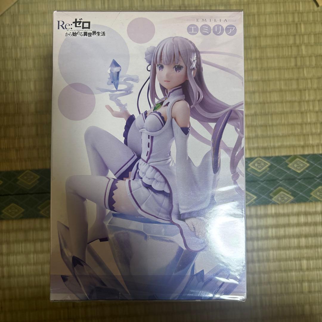 Kotobukiya エミリア フィギュア 未開封