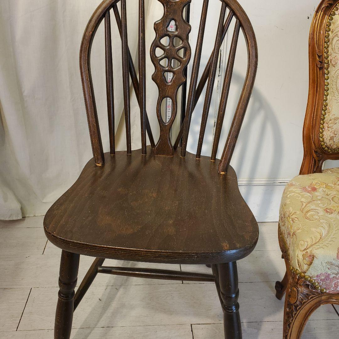 ウィンザーチェアとビクトリアン椅子のセット　アンティーク