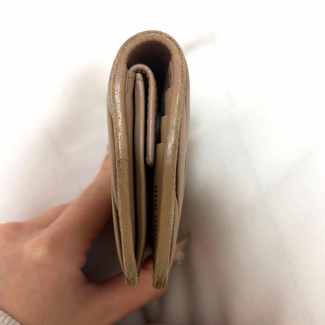 【値下げ中】miu miu マテラッセ　二つ折り財布※付属品有
