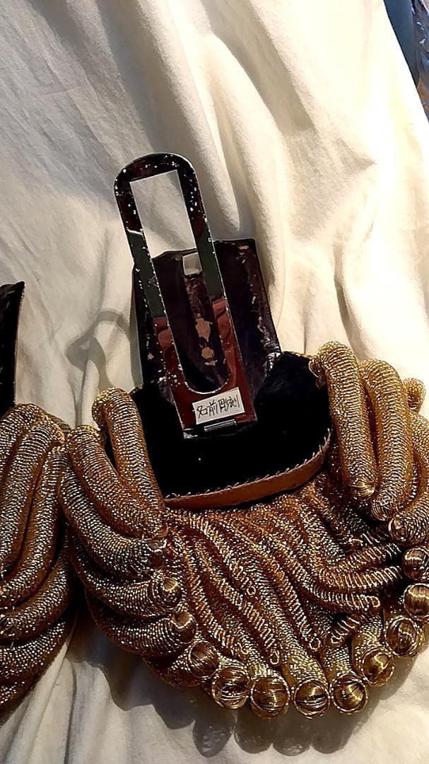 【レア中のレア】【ヴィンテージ】大礼帽と正肩章　海軍大佐　本物　ボロボロトランク