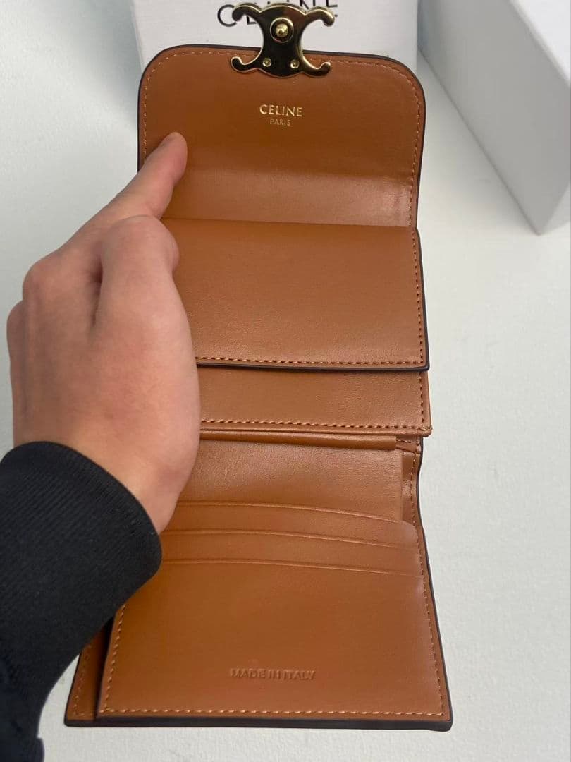 user_063884d0 CELINE 三つ折り財布 ベージュ/ブラウン