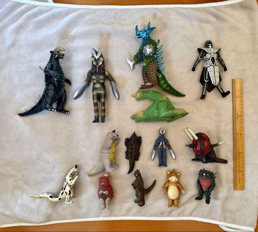 ウルトラマン・怪獣フィギュアセット 仮面ライダークウガ