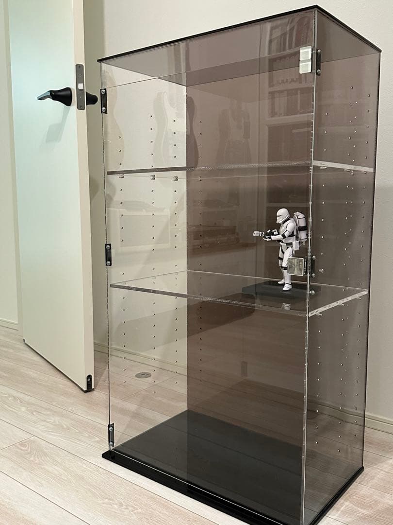 フィギュア　コレクション　ケース　棚