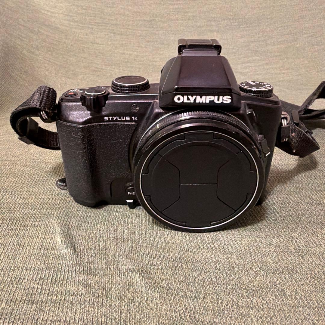 オリンパス　stylus1s 予備バッテリー+ケース付き