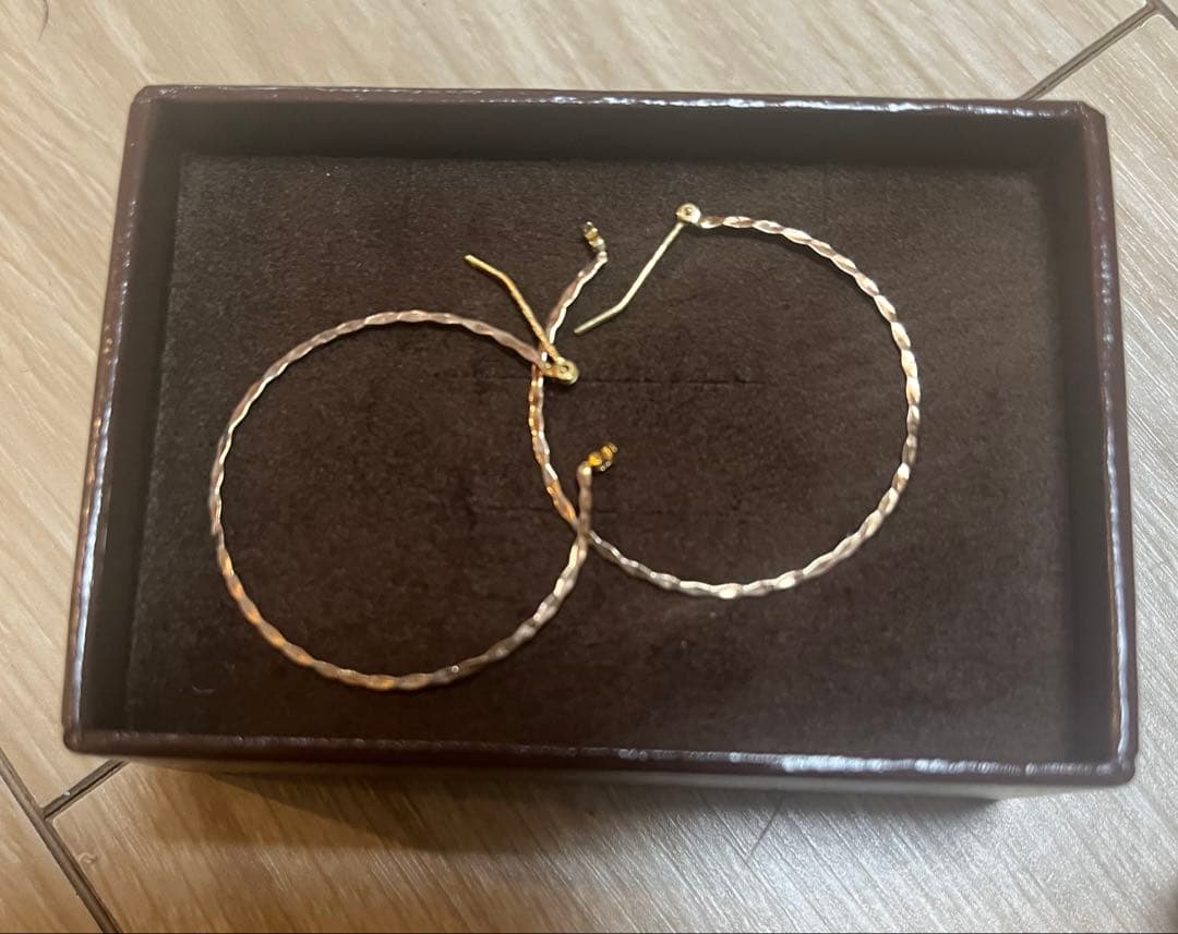 agete ゴールド フープピアス