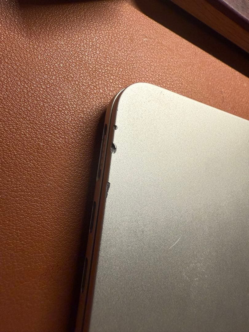 13インチApple MacBook Air M3 スターライト