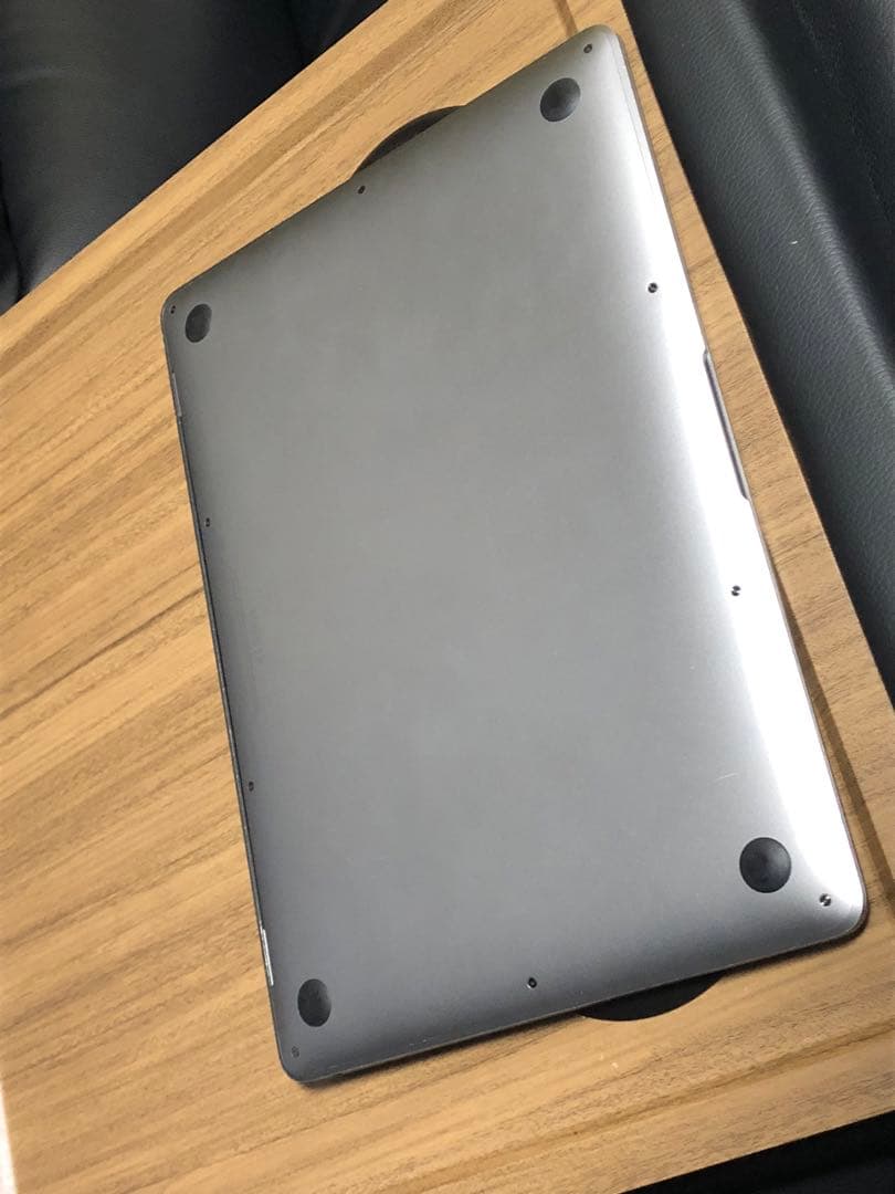 MacBook本体 MacBook Air 1.1GHz i5 8GB