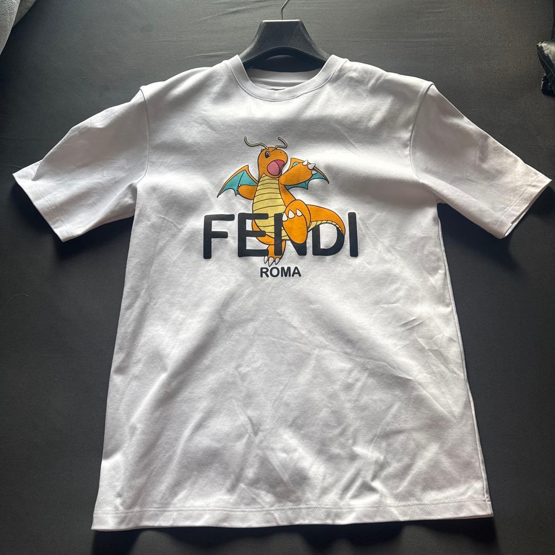 FENDI ポケモンコラボ カイリュープリント Tシャツ