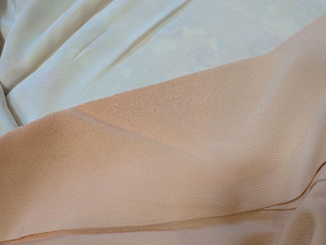 古典柄の正絹振袖　着物リメイク　3枚セットです