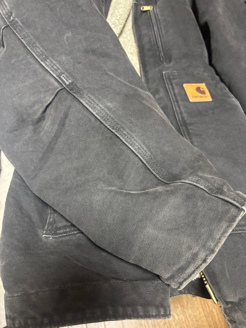 Carhartt ブラック C61