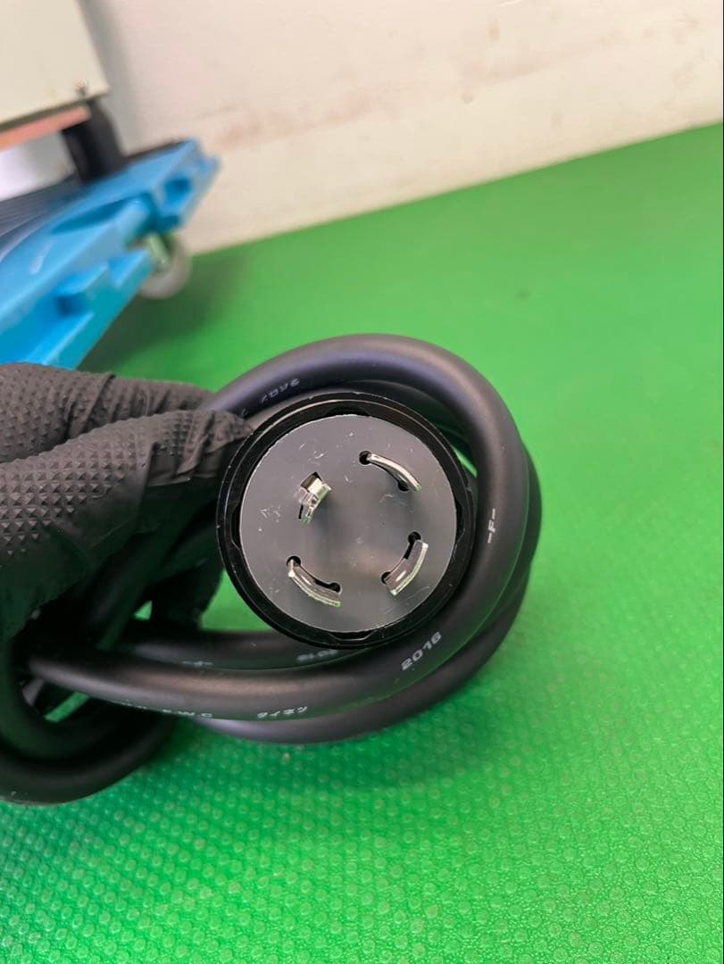 ☆地域限定送料無料☆工場整備品☆日世 ソフトクリームフリーザー　業務用