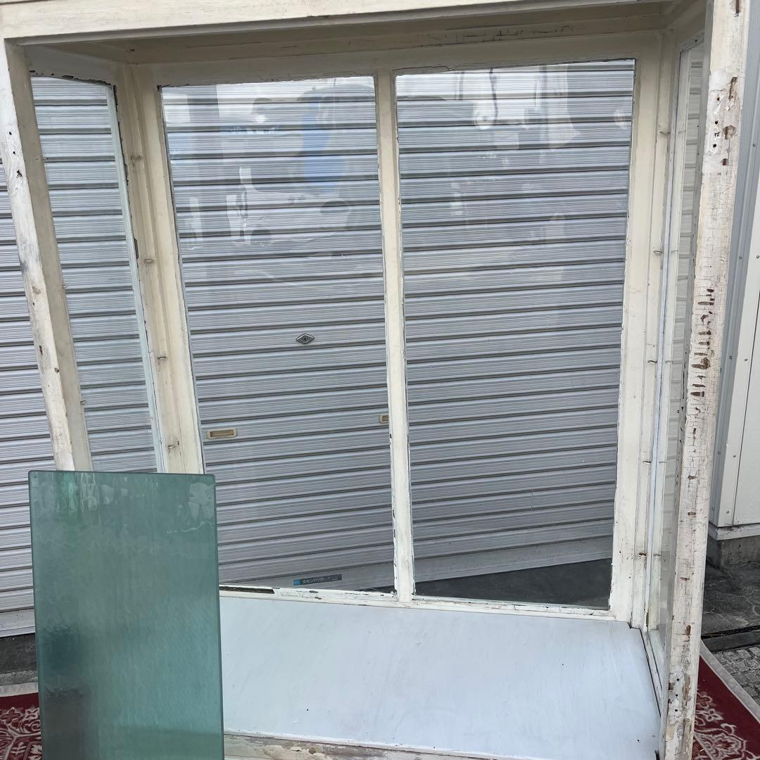 引き取り限定 宮城県◾️アンティーク古家具 大型サイズ ケビントディスプレイ棚