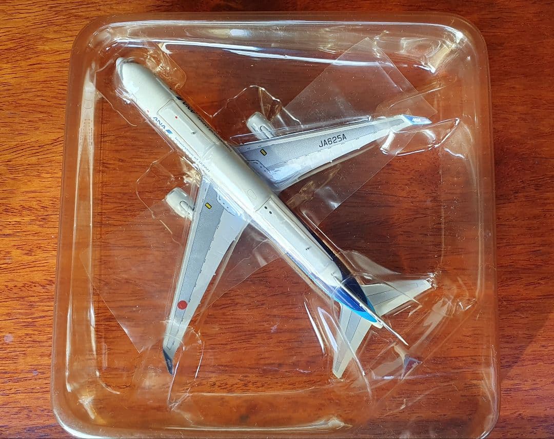 Phoenix 1:400 ANA B767-300ER WL装備