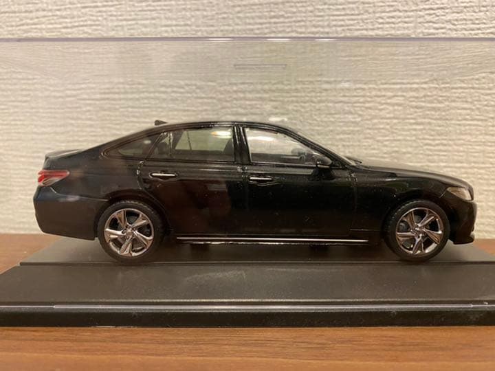 1/30 トヨタ CROWN RS Advance 非売品