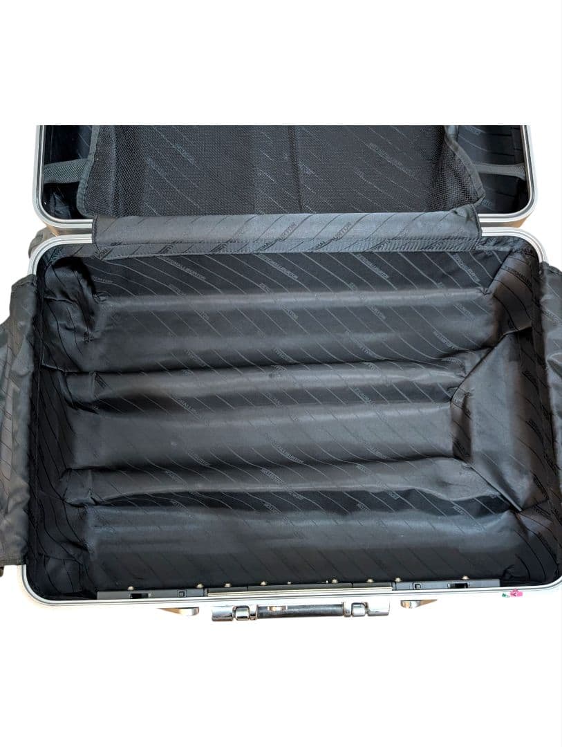 【希少品】ゼロハリバートン 4輪 キャリーケース