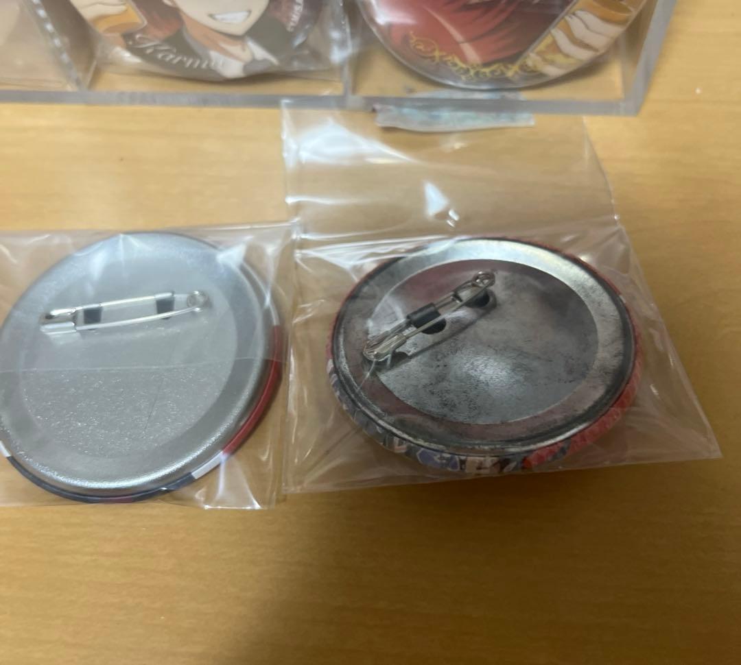 暗殺教室 赤羽業 缶バッジ 2点 ダッシュストア キャラバッジコレクション