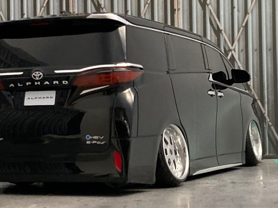 1/24 新型アルファード（カスタム品）