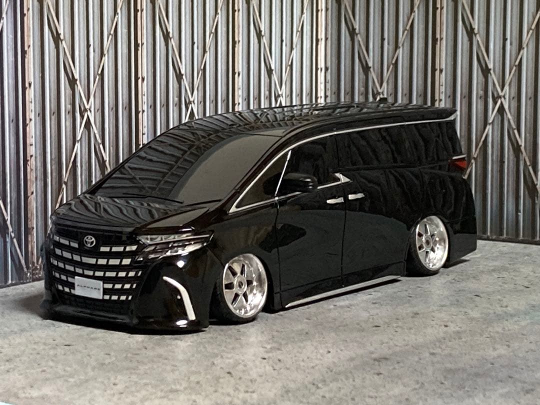 1/24 新型アルファード（カスタム品）