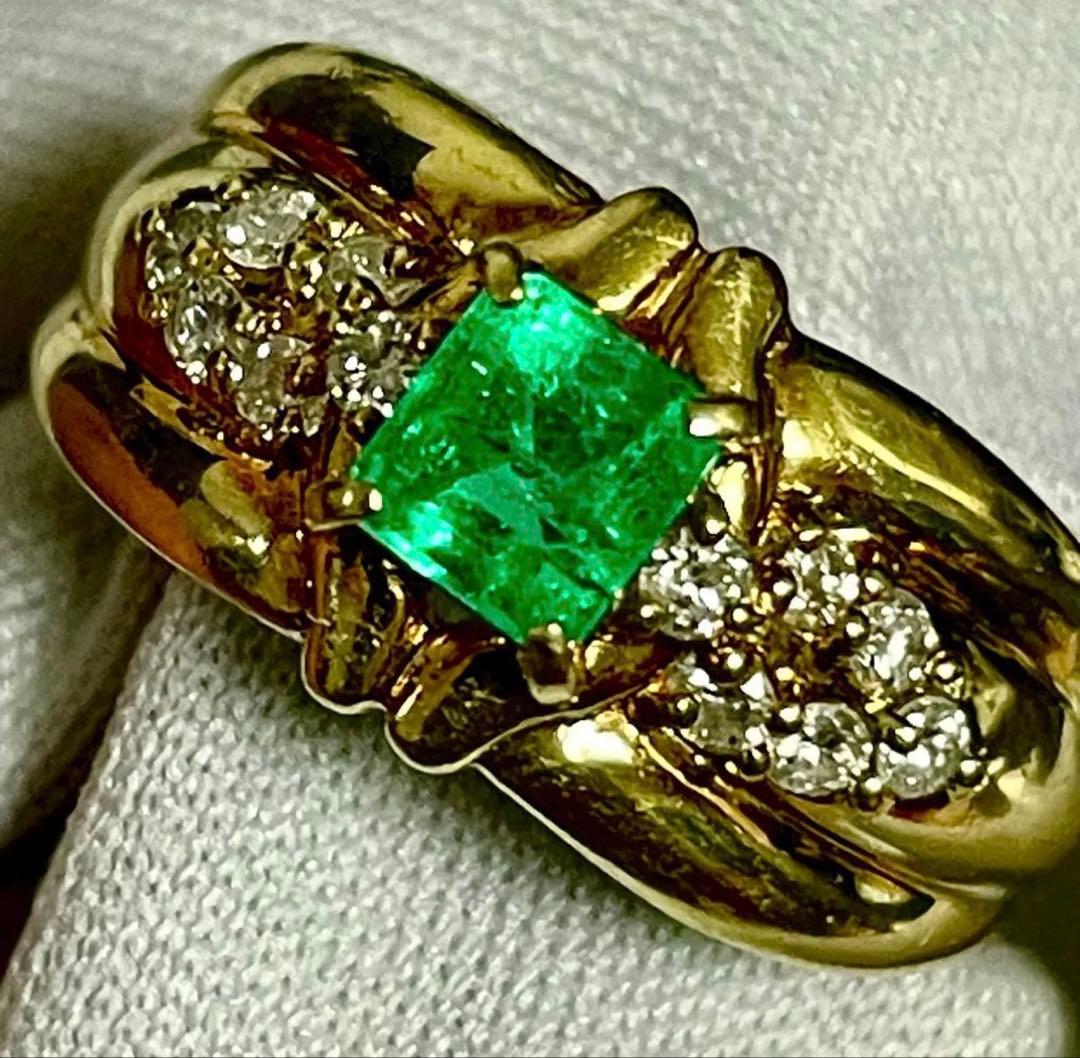 エメラルド0.46ct ダイヤモンド0.21ctデザインリング 18k ゴールド