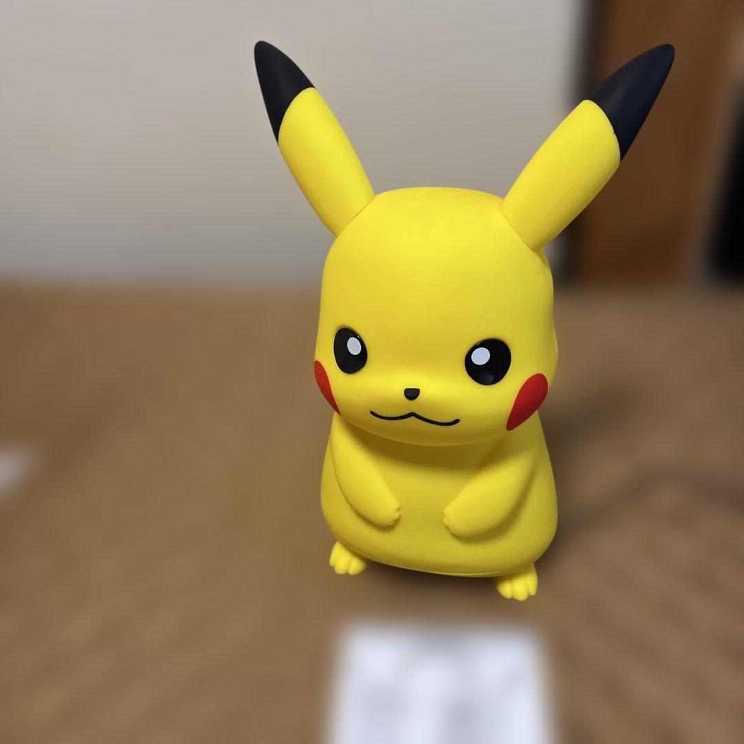 ピカチュウ プニライト　光って動いておしゃべりしちゃう♪