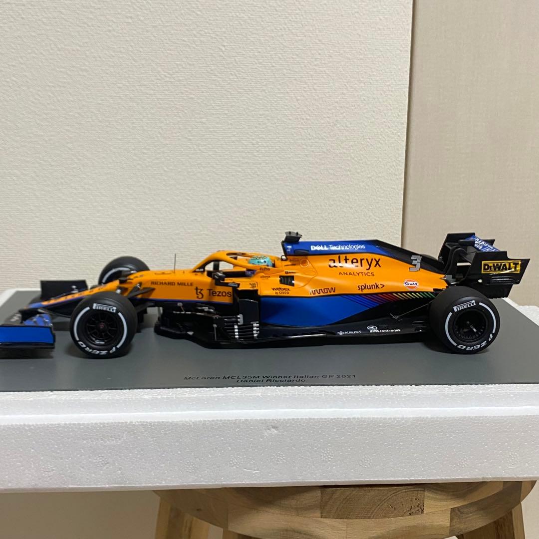 スパーク 1/18 マクラーレン MCL35M 2021 ダニエル リカルド