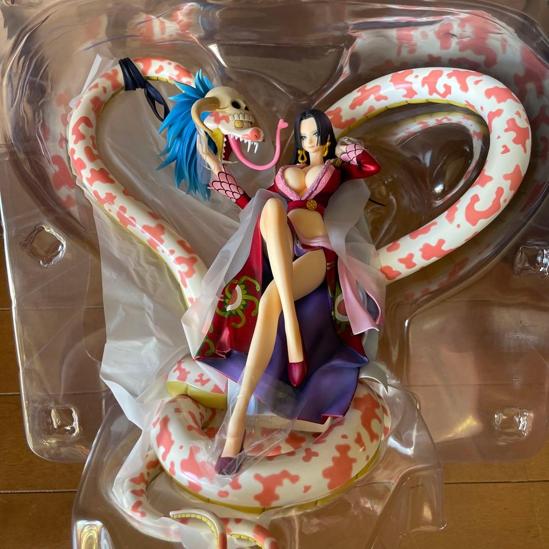 pop “NEO-MAXIMUM”海賊女帝ボア　ハンコック