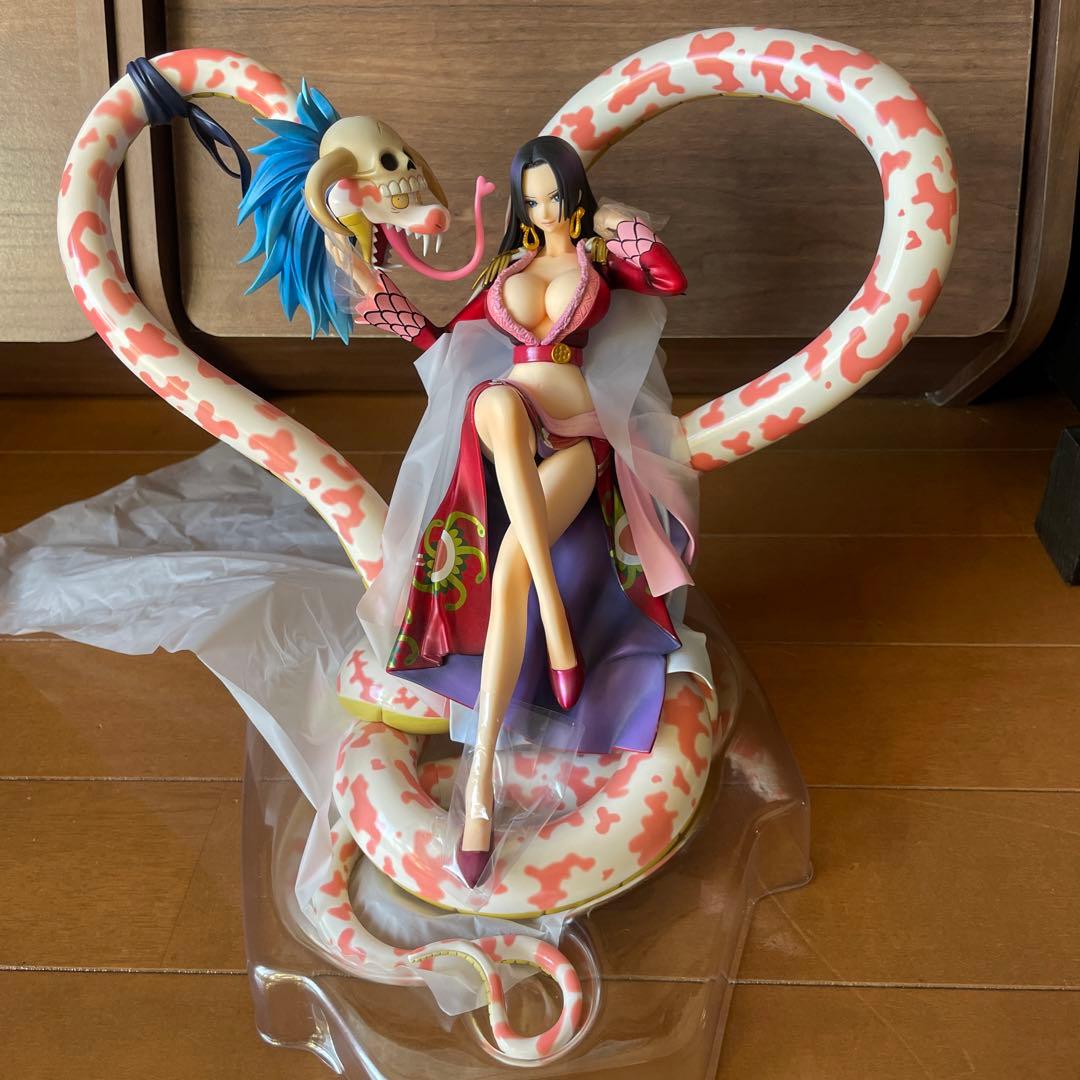 pop “NEO-MAXIMUM”海賊女帝ボア　ハンコック