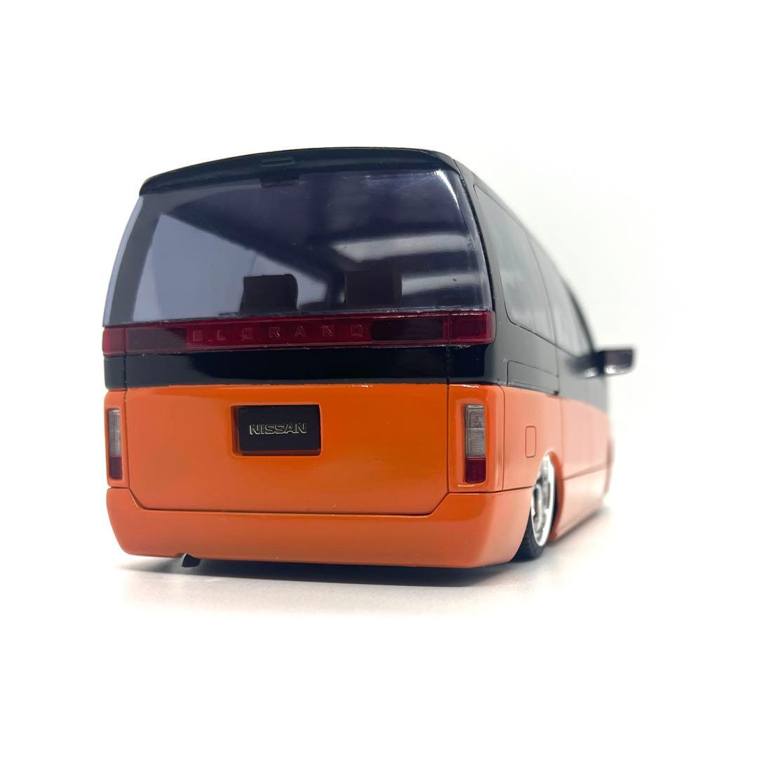 孝明　【完成品】フジミ 1/24 エルグランド トラッキンカスタム