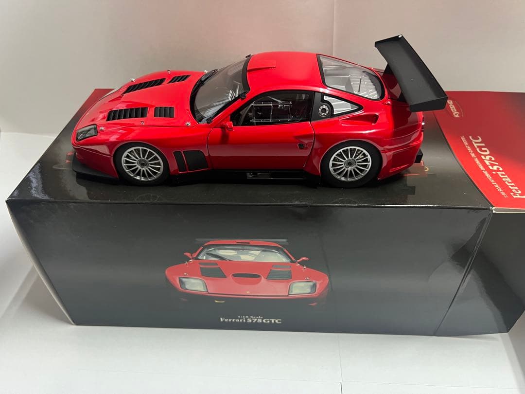 希少価値　激レア　Ferrari 575 GTC 1/18スケール