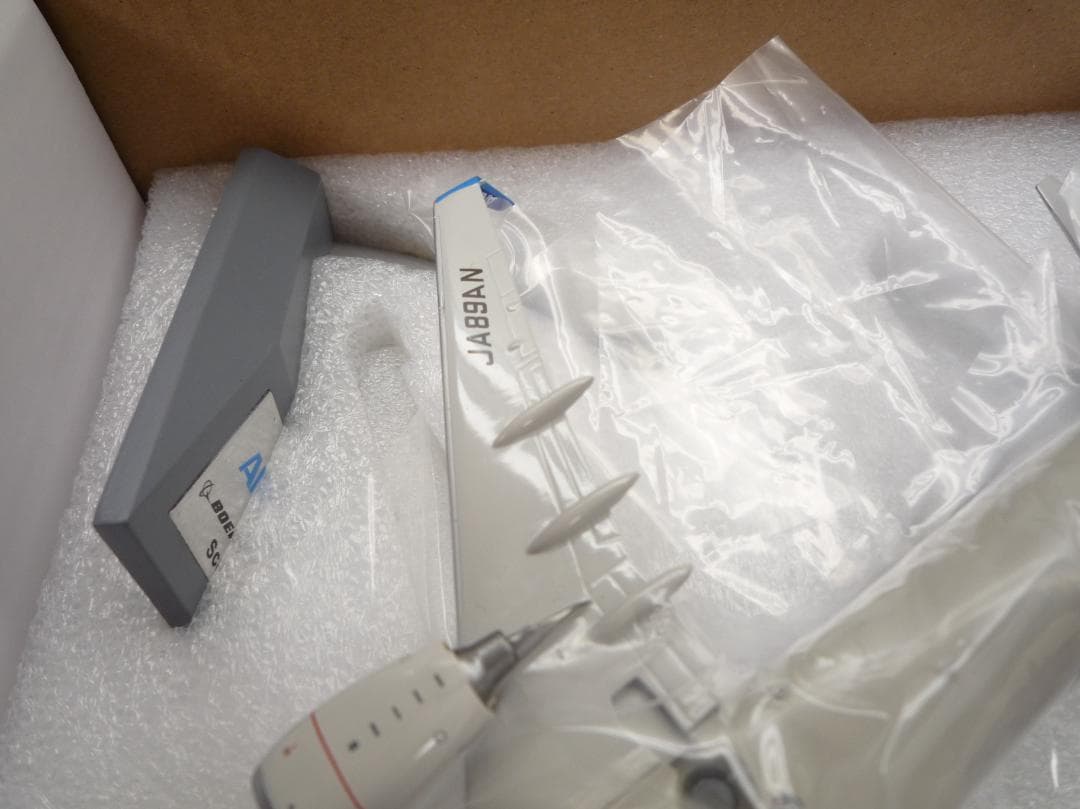 JFOX　 ANA Boeing 737-800 1/200　ボーイング