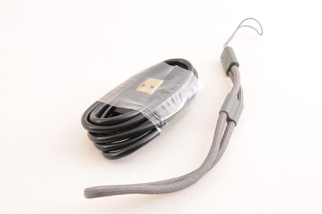 OSMO MOBILE 3COMBO スマホ用 ジンバル 三脚 @3549