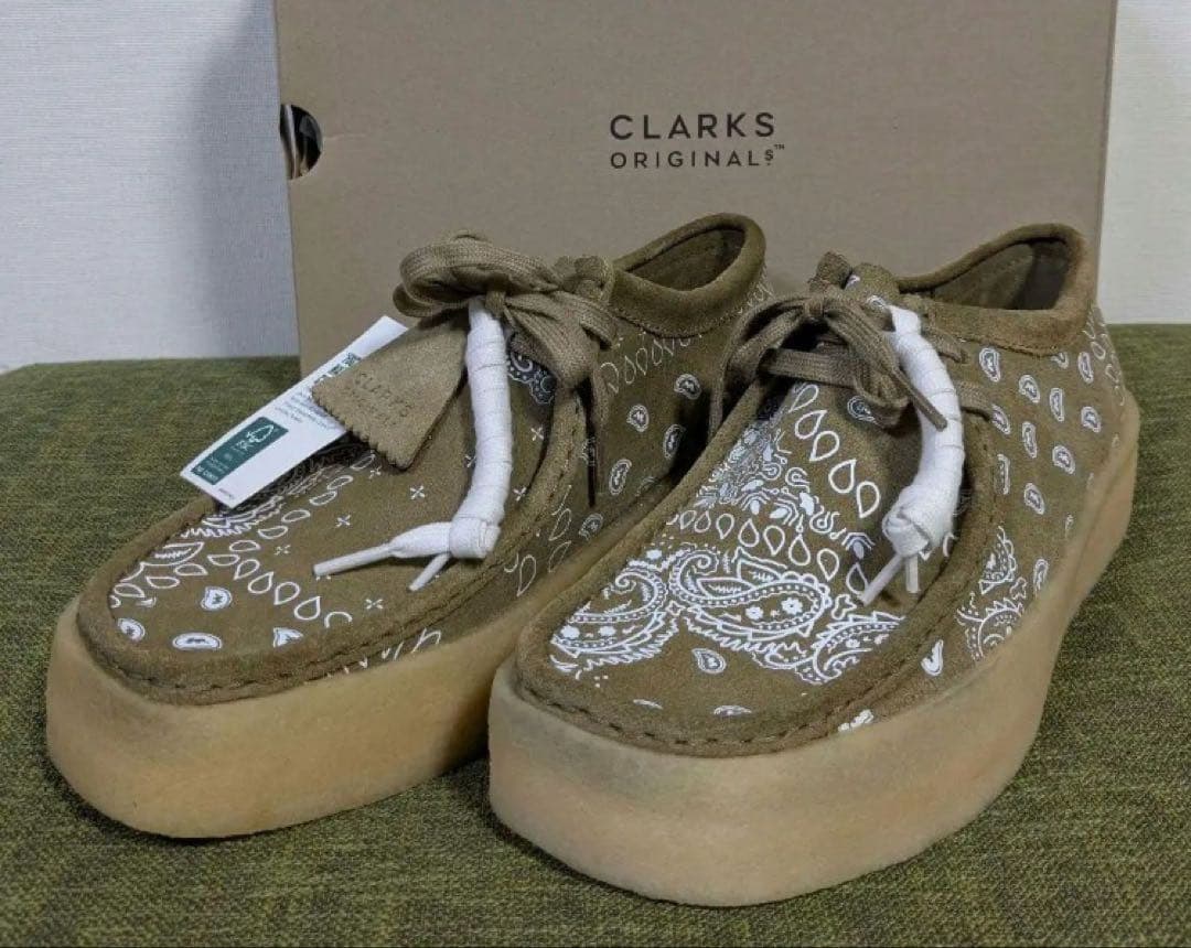 新品未使用•箱付き　CLARKS WALLABEE ワラビー ペイズリー