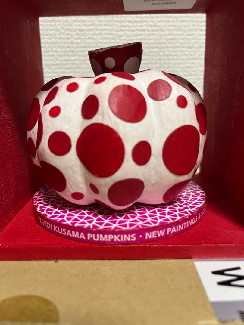 美品 草間彌生 展 かぼちゃ 展示用オブジェ　Victoria Miro）村上隆