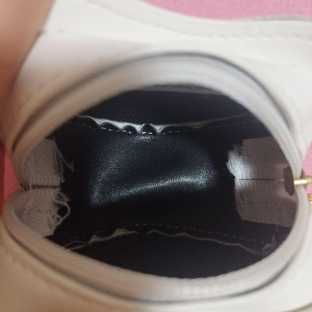 ブリングミー　ハローキティ　ショルダーバッグ