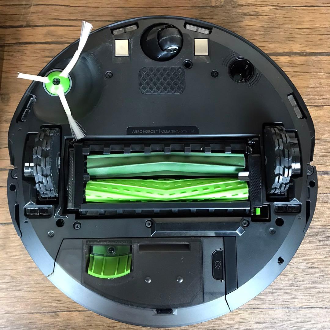 iRobot Roomba j7+ロボット掃除機 クリーンベース付き