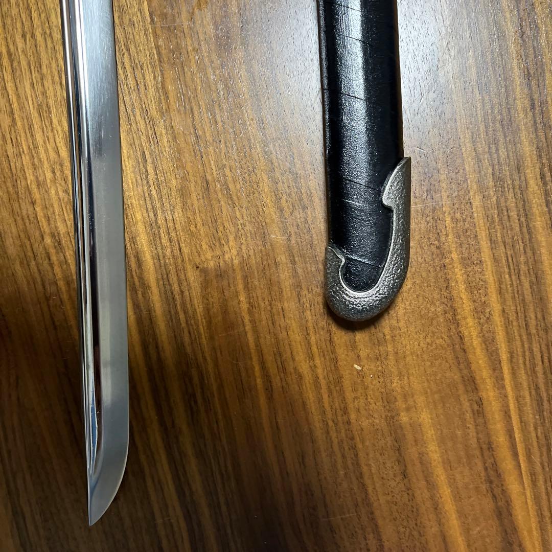 模造刀伊達政宗愛刀お得なセットになります。打刀、脇差し、刀台