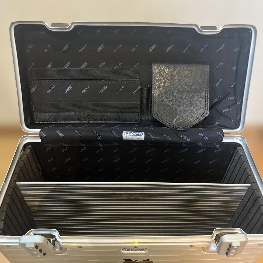 リモア　パイロットキャリーケース　ビジネストロリー