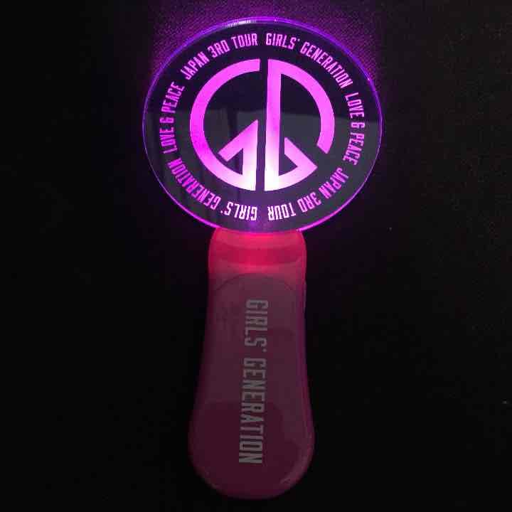 少女時代 ライブ ペンライト２本 ＋おまけ銀テープ3本
