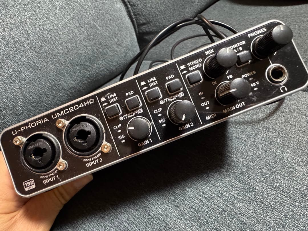 BehringerU-PHORIA UMC204HD オーディオインターフェイス
