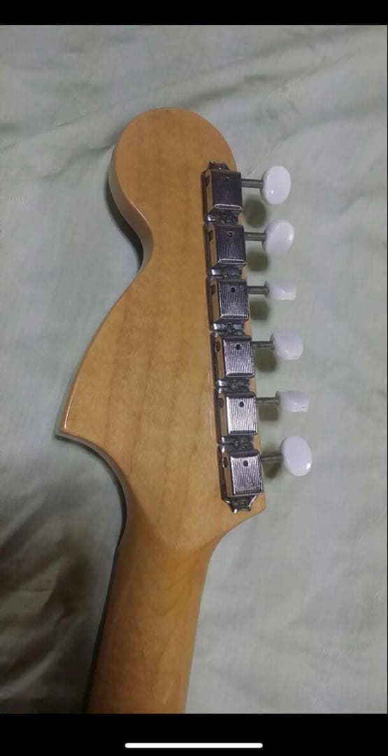 けいおん 中野梓モデル ムスタング エレキギター 赤 ボディ