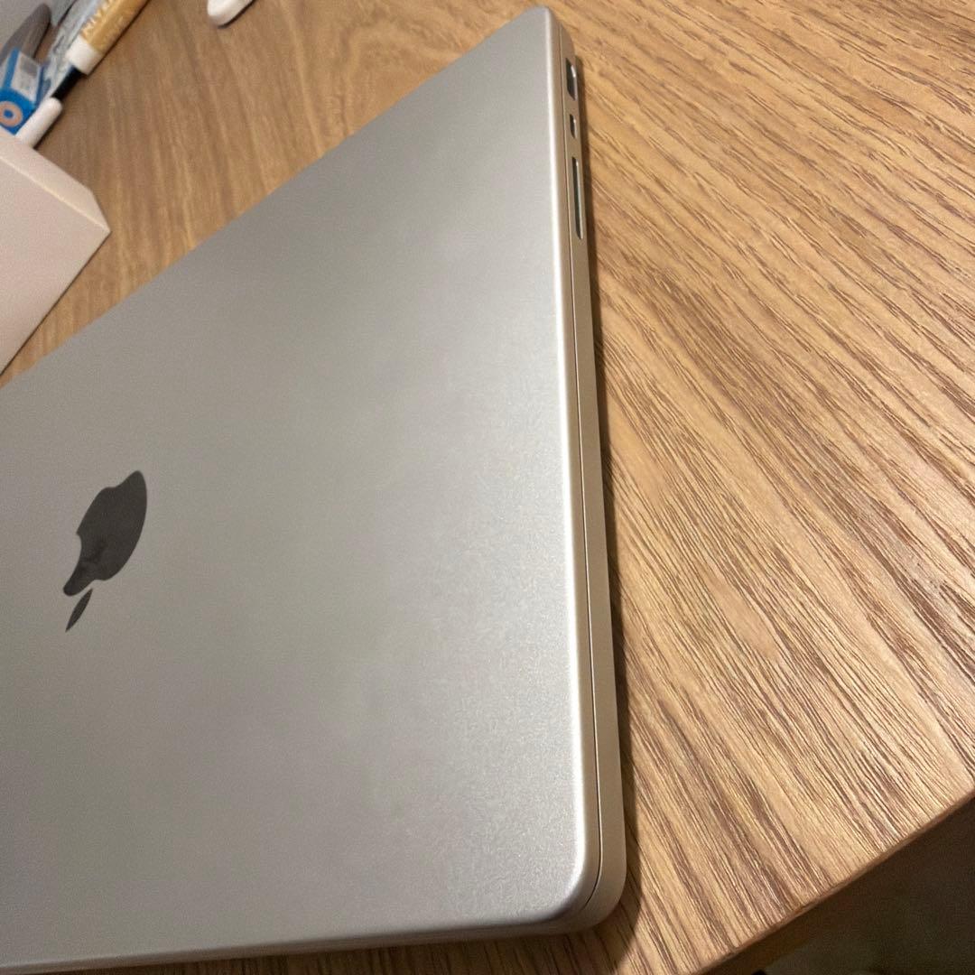 MacBook pro M4 14インチ 16GB 512GB US配列