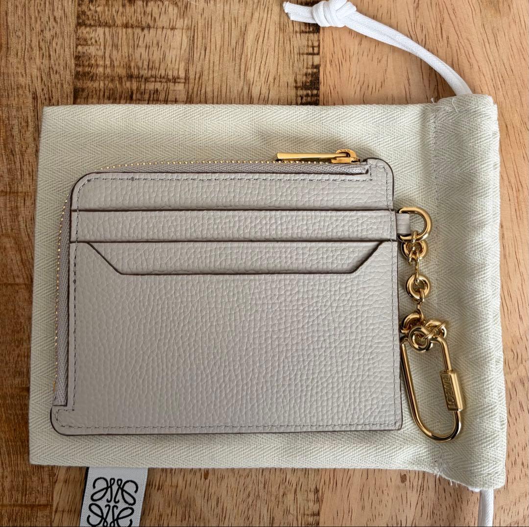 極美品＊アナグラム スクエア カードホルダー　ライトゴースト ケース