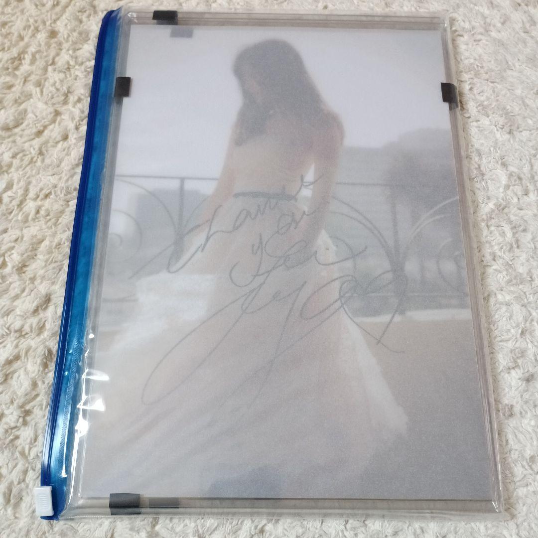 【TSUTAYA 当選品】 直筆サイン入り パネル 乃木坂46 白石麻衣