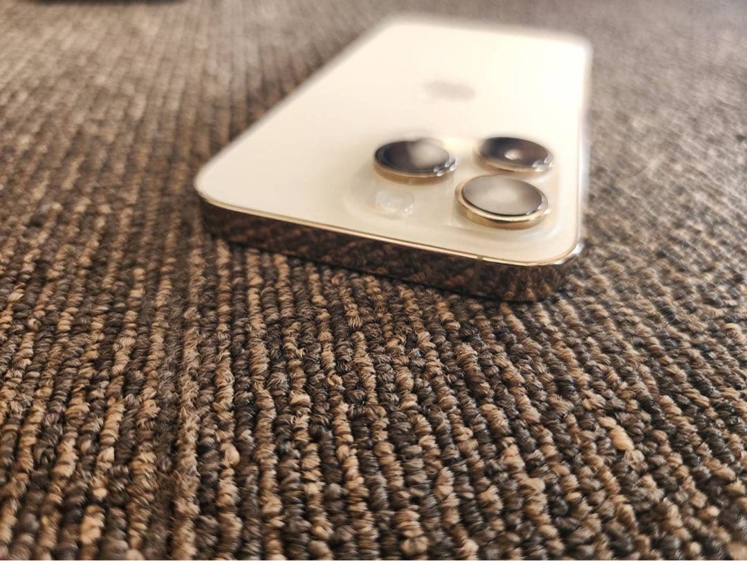 Apple iPhone 14 Pro シルバー 本体 1TB SIMフリー