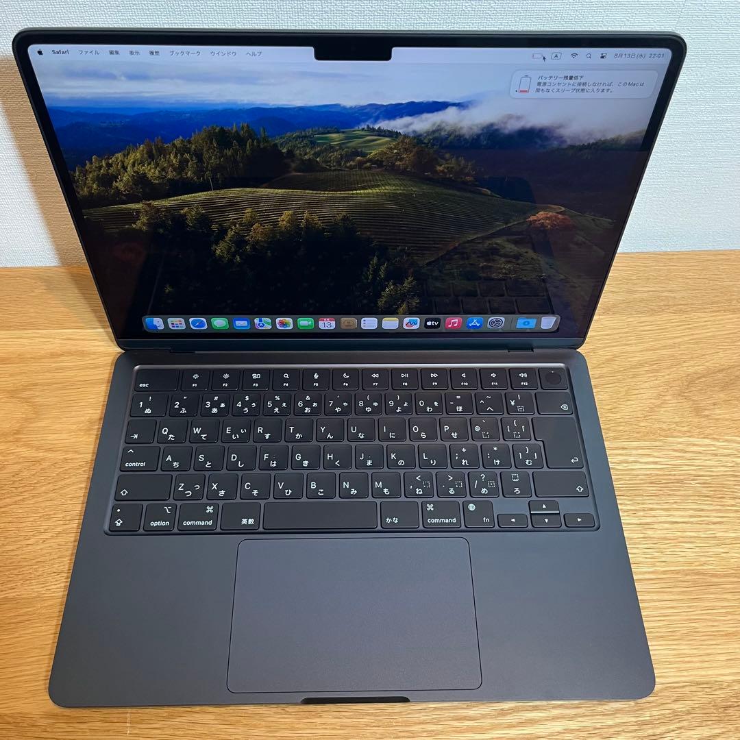 【美品】MacBook Air M2 13.6インチ 256GB