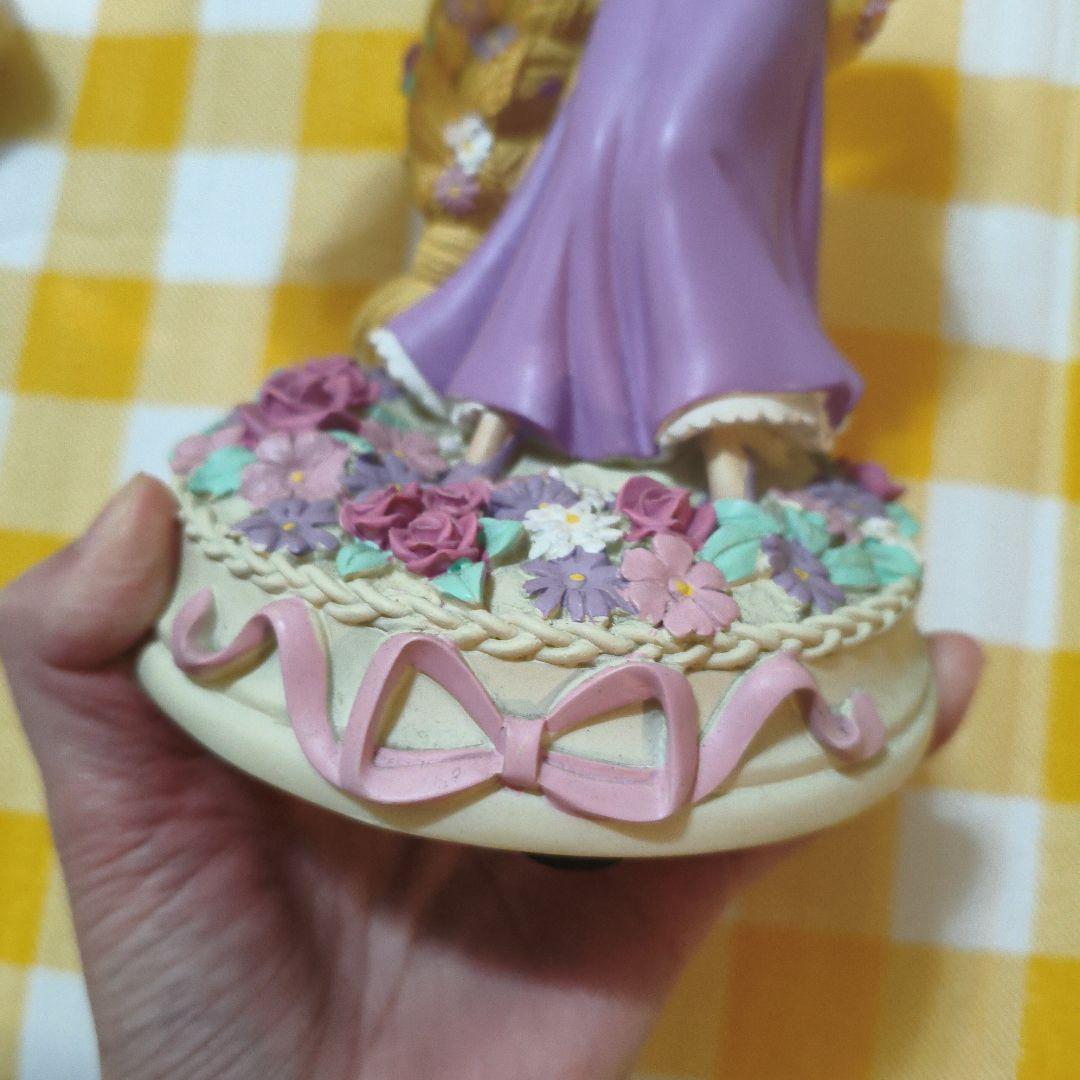 ディズニーストア　ラプンツェル　LEDライト　Disney　フィギュア　置物